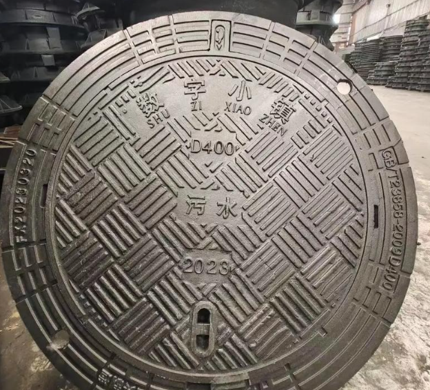 双滦球墨铸铁防沉降井盖展示